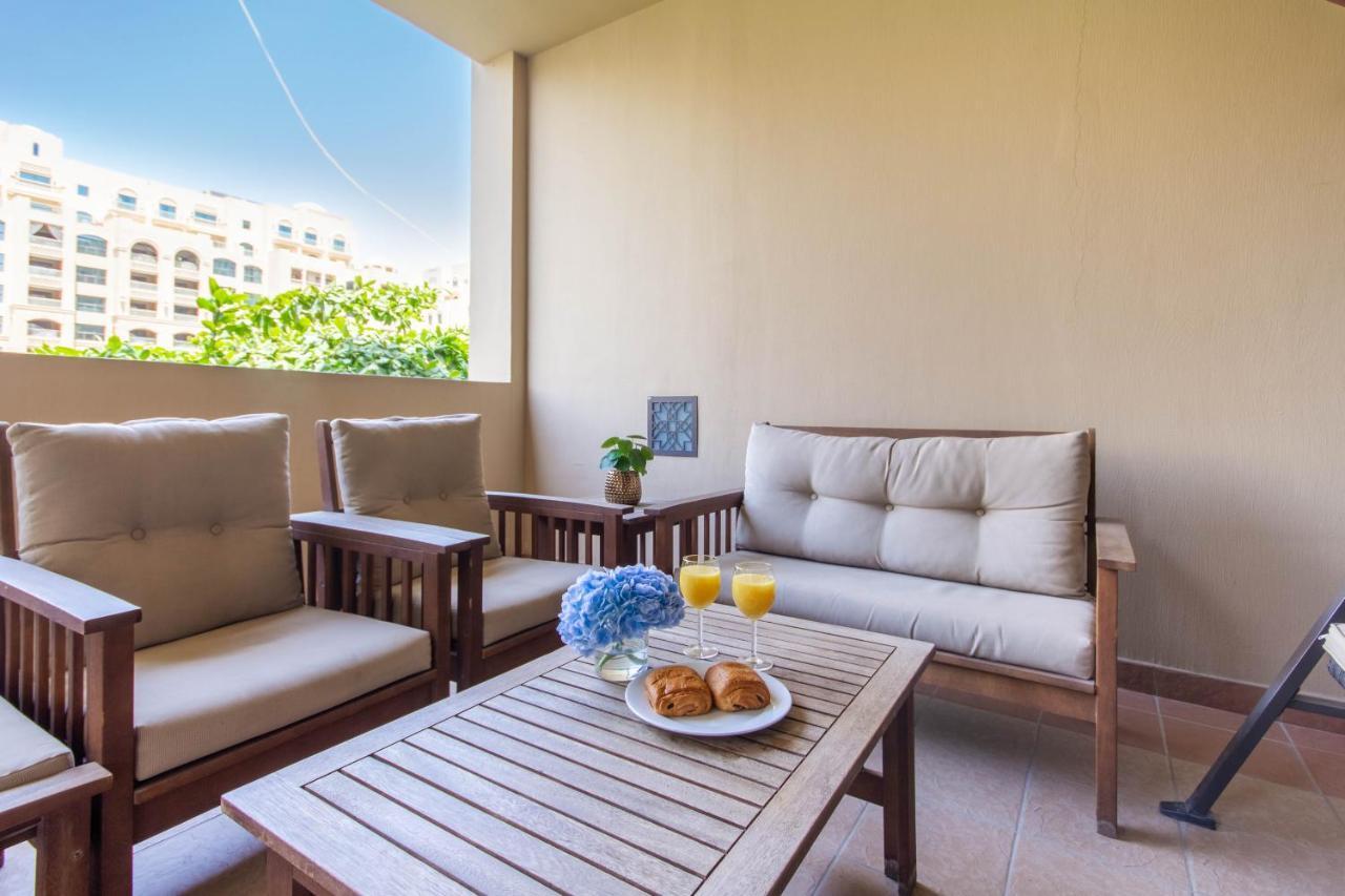 Bespoke Holiday Homes - Palm Jumeirah- 1 Bedroom Fairmont North Residence ドバイ エクステリア 写真