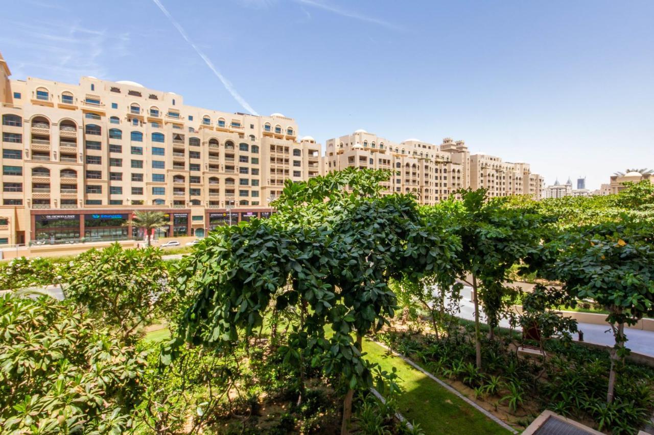 Bespoke Holiday Homes - Palm Jumeirah- 1 Bedroom Fairmont North Residence ドバイ エクステリア 写真