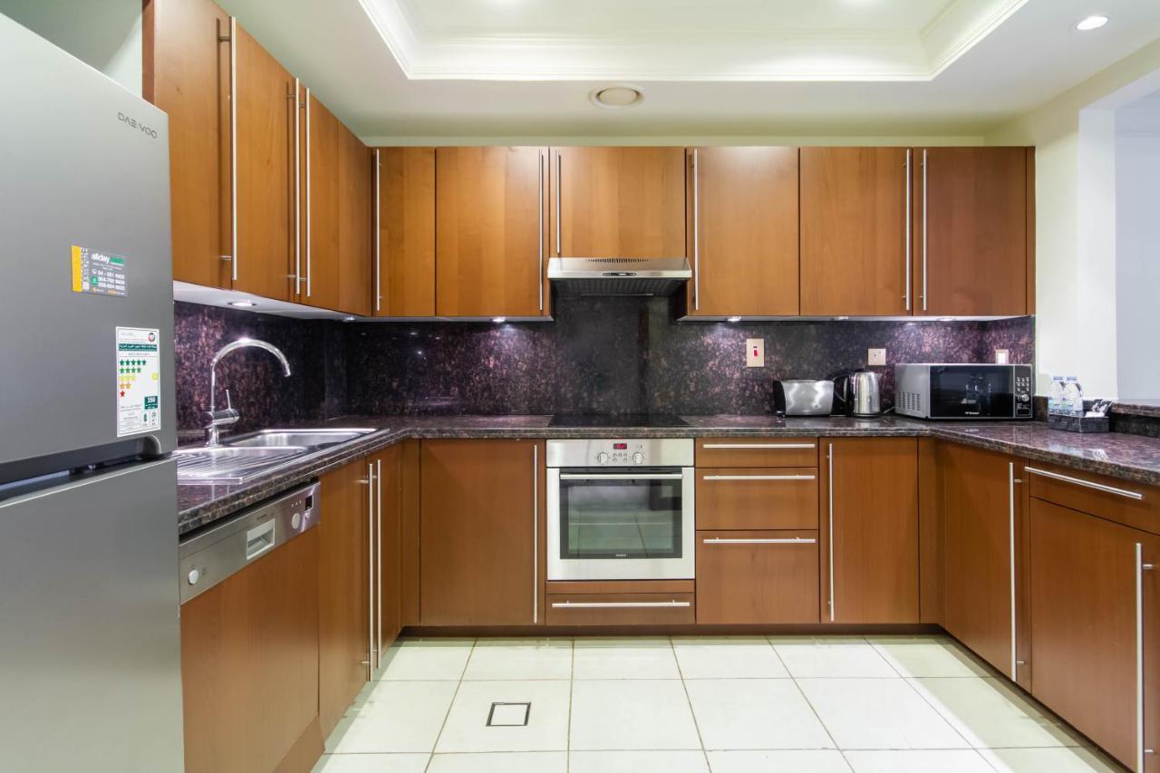 Bespoke Holiday Homes - Palm Jumeirah- 1 Bedroom Fairmont North Residence ドバイ エクステリア 写真