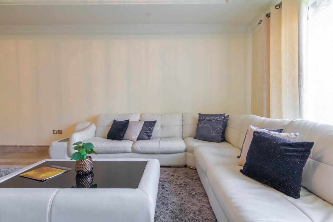 Bespoke Holiday Homes - Palm Jumeirah- 1 Bedroom Fairmont North Residence ドバイ エクステリア 写真