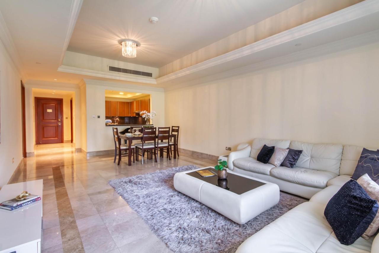 Bespoke Holiday Homes - Palm Jumeirah- 1 Bedroom Fairmont North Residence ドバイ エクステリア 写真