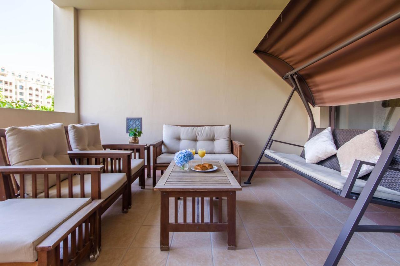 Bespoke Holiday Homes - Palm Jumeirah- 1 Bedroom Fairmont North Residence ドバイ エクステリア 写真