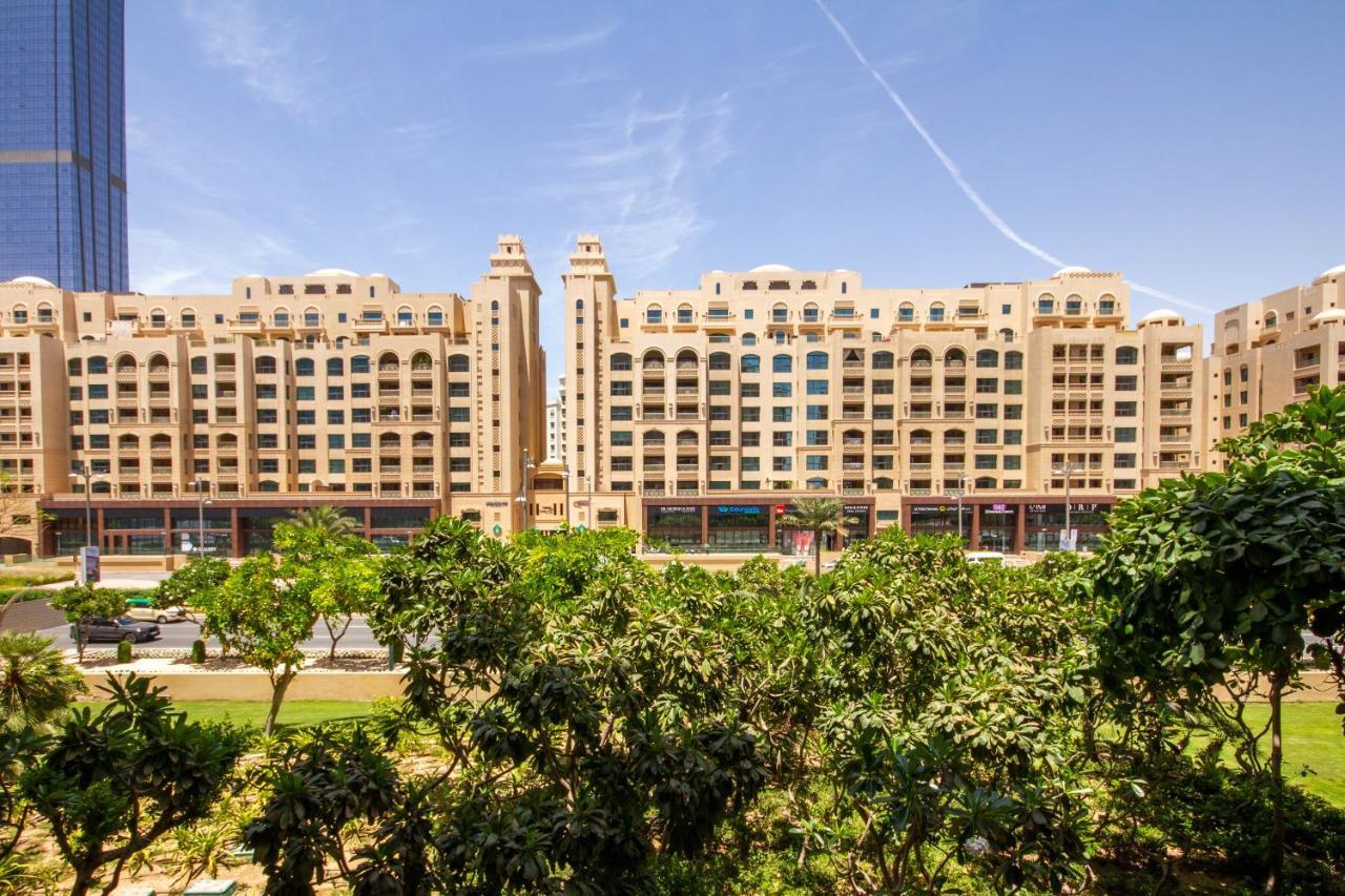 Bespoke Holiday Homes - Palm Jumeirah- 1 Bedroom Fairmont North Residence ドバイ エクステリア 写真