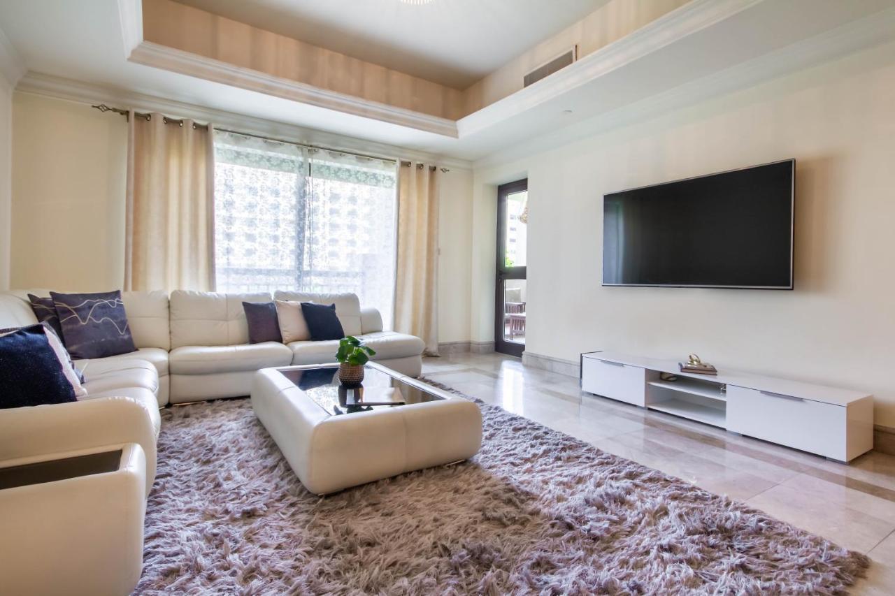 Bespoke Holiday Homes - Palm Jumeirah- 1 Bedroom Fairmont North Residence ドバイ エクステリア 写真